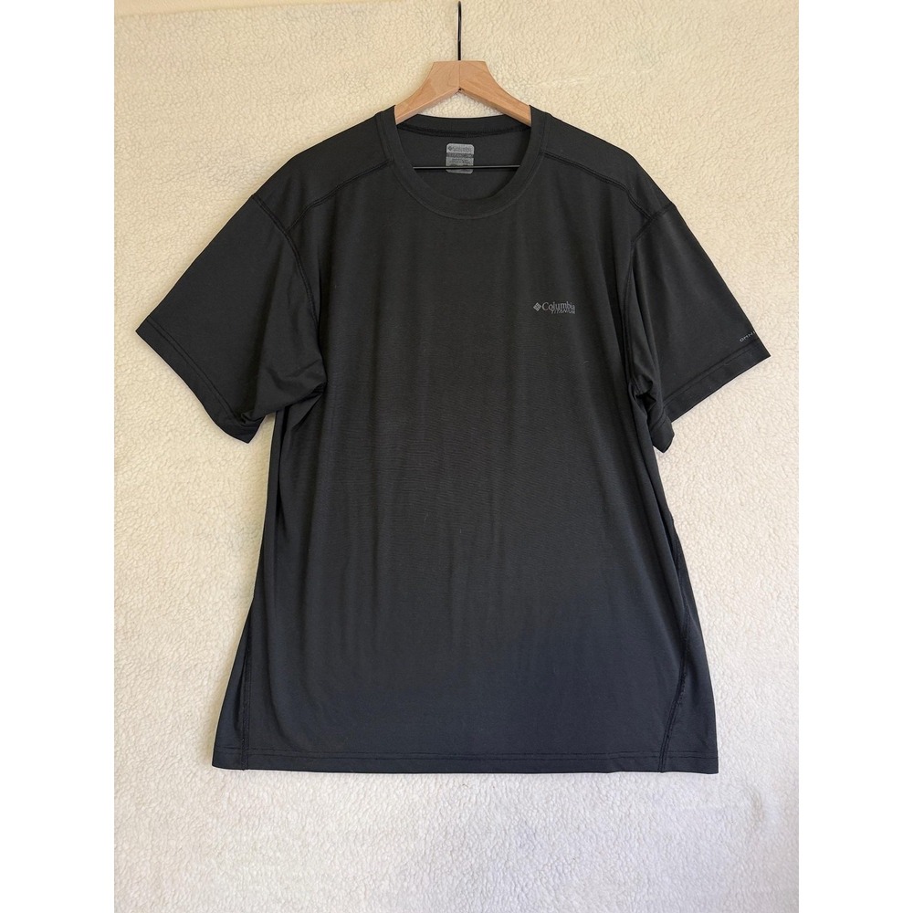 Columbia Titanium Shirt Mens XL Black Omni-Dry Short Sleeve Performance Top